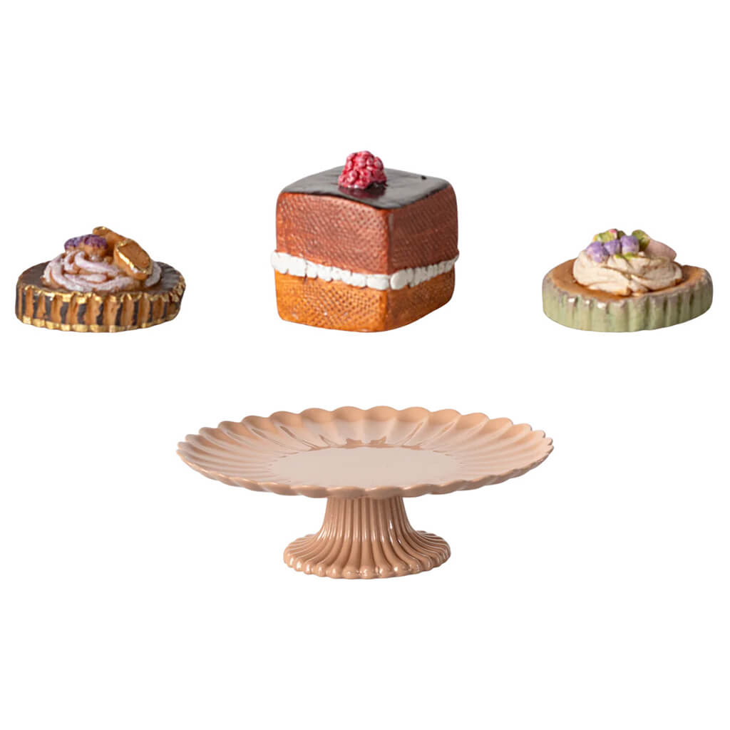 Maileg Mini Cakes and Stand