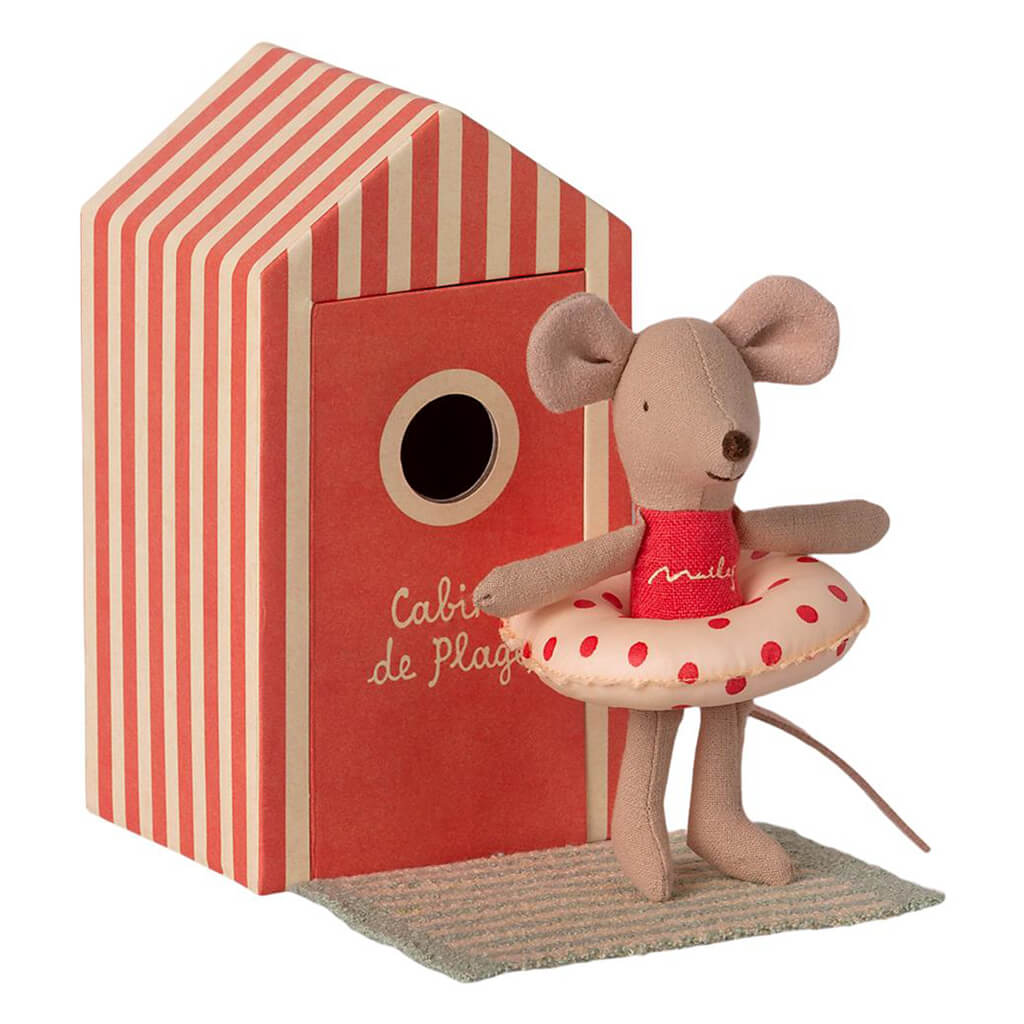 Maileg Little Sister Beach Mouse in Cabin de Plage