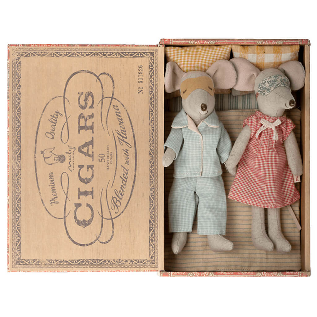 Maileg Mum and Dad Mice Doll in Cigar Box