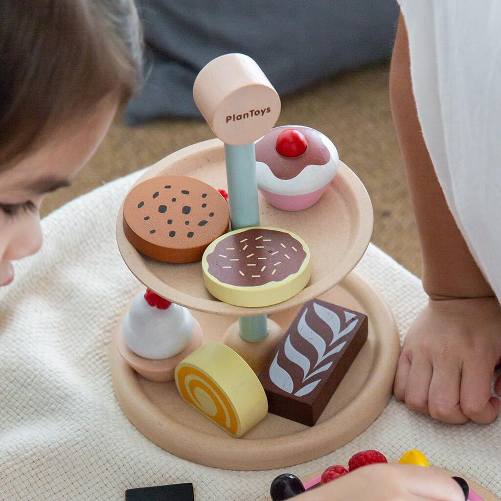 PlanToys Bakery Stand Set