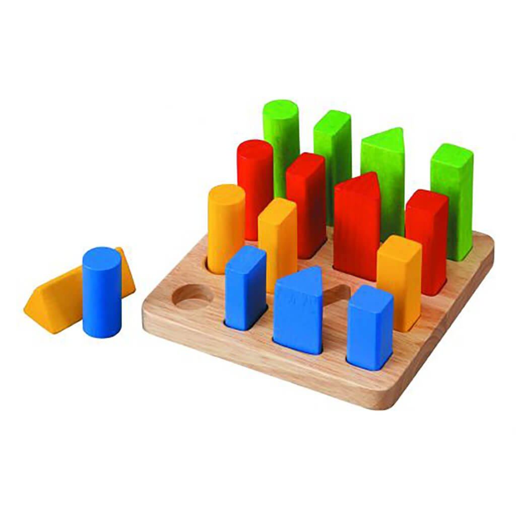 PlanToys Geometric Peg Board